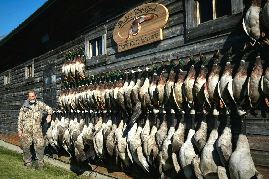 From Dawn to Dusk: What Makes Birdtail Waterfowl the Top Pick for Manitoba Waterfowl Hunting