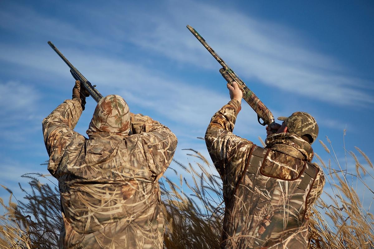 Why Manitoba Waterfowl Hunts Are Perfect for Group Getaways